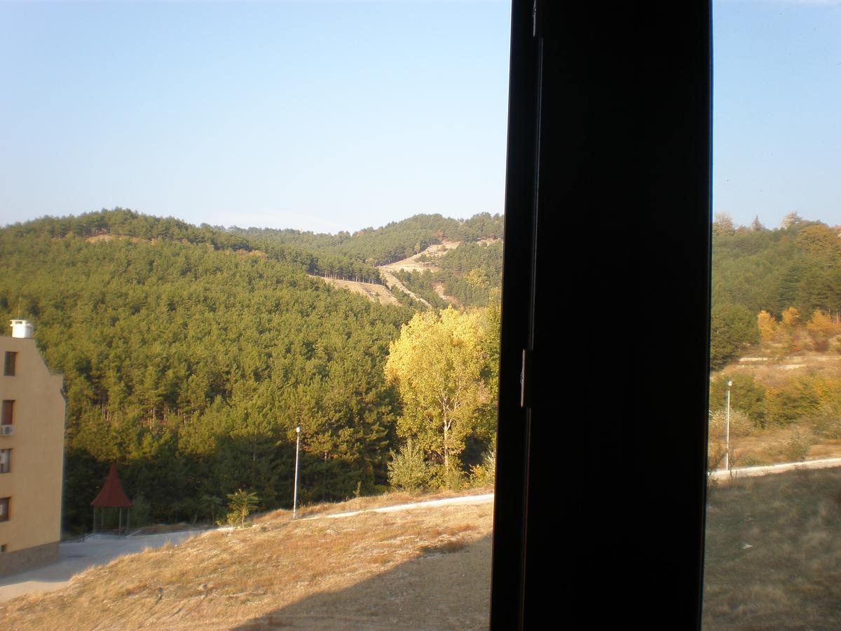 Вихрен-Стаи И Апартаменти За Гости Sandanski Exterior foto